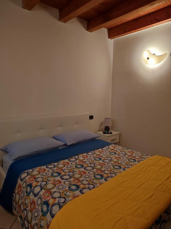 Ca' Degli Sposi Apartment Mantova Exterior foto