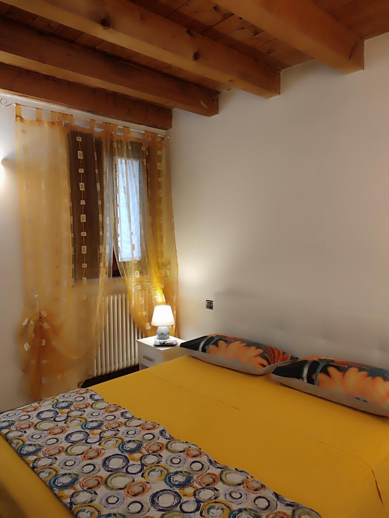 Ca' Degli Sposi Apartment Mantova Exterior foto